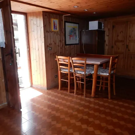 Nido Apartment